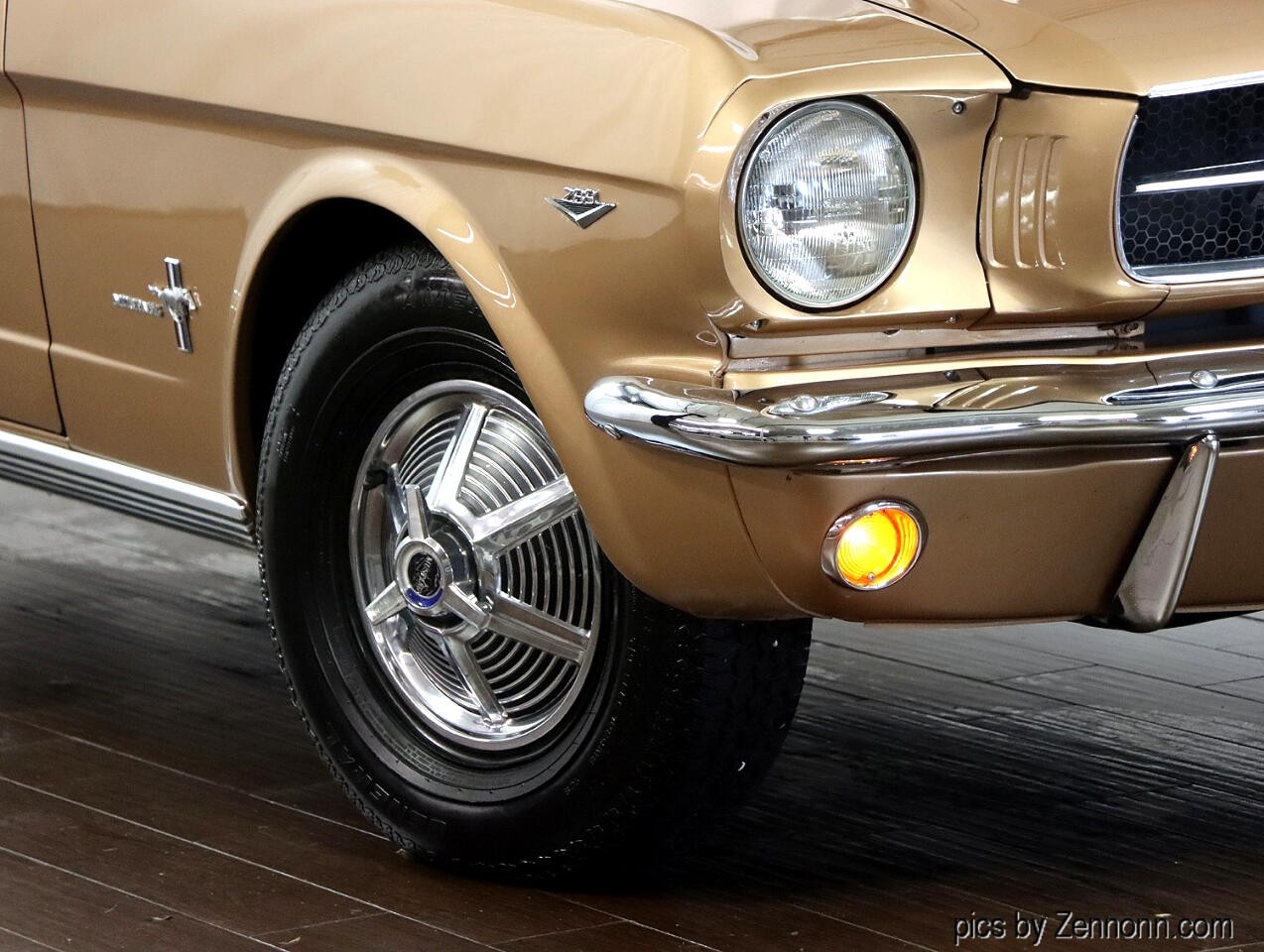 Ford-Mustang-1965-Coupe-2
