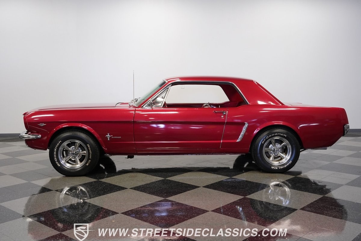 Ford-Mustang-1965-Coupe-2