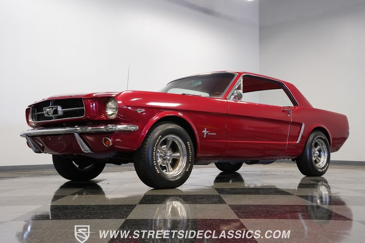 Ford-Mustang-1965-Coupe-21