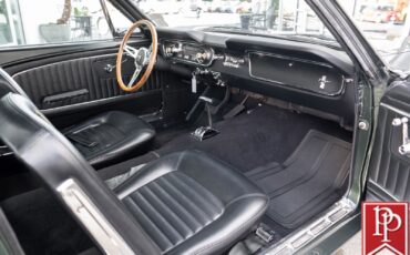 Ford-Mustang-1965-Coupe-26