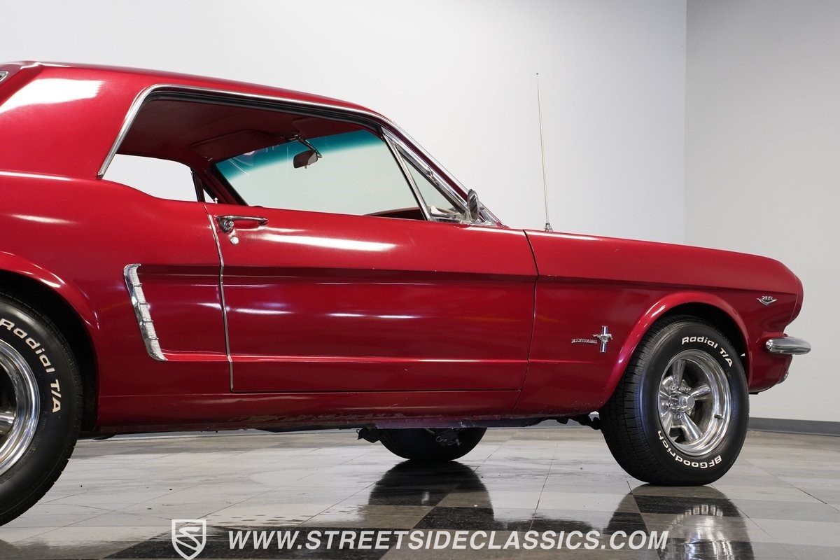 Ford-Mustang-1965-Coupe-28