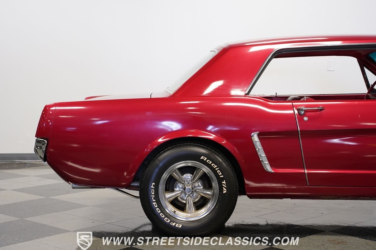 Ford-Mustang-1965-Coupe-29