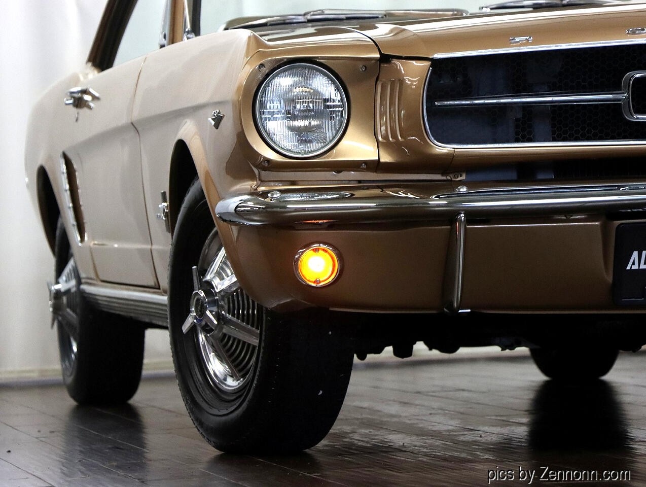 Ford-Mustang-1965-Coupe-3