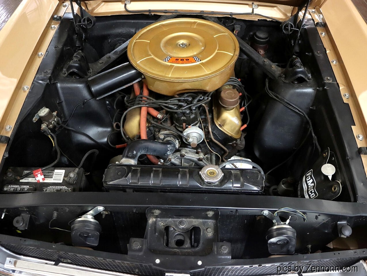 Ford-Mustang-1965-Coupe-33