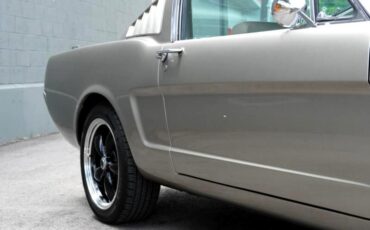 Ford-Mustang-1965-Coupe-33