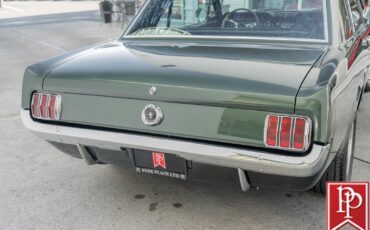 Ford-Mustang-1965-Coupe-4