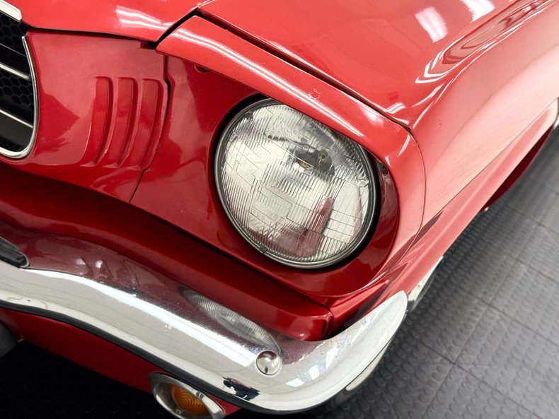 Ford-Mustang-1965-Rangoon-Red-Black-15