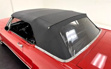 Ford-Mustang-1965-Rangoon-Red-Black-22