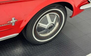 Ford-Mustang-1965-Rangoon-Red-Black-26