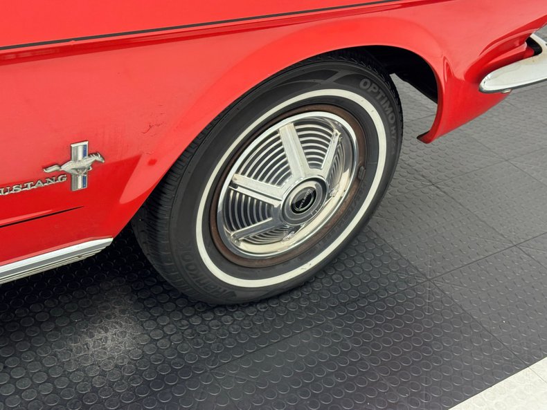 Ford-Mustang-1965-Rangoon-Red-Black-26