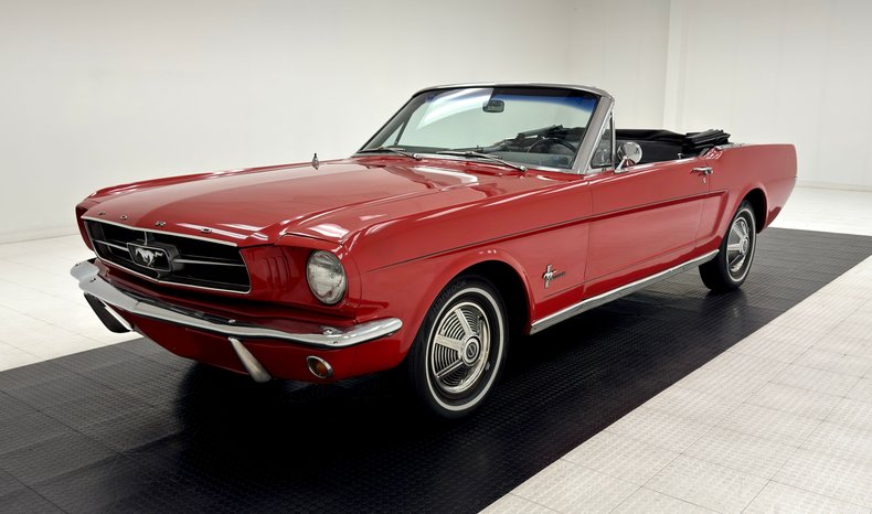 Ford-Mustang-1965-Rangoon-Red-Black-6