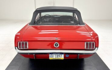 Ford-Mustang-1965-Rangoon-Red-Black-9