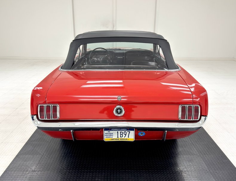 Ford-Mustang-1965-Rangoon-Red-Black-9