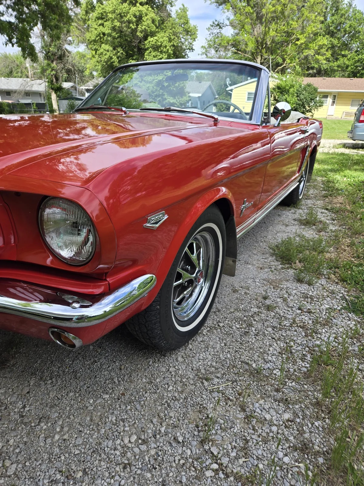 Ford-Mustang-1965-Red-White-8