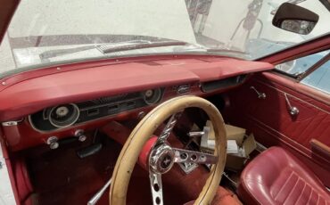 Ford-Mustang-1965-White-Red-13