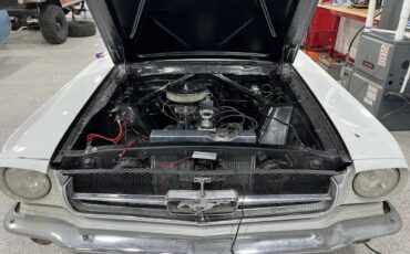 Ford-Mustang-1965-White-Red-16