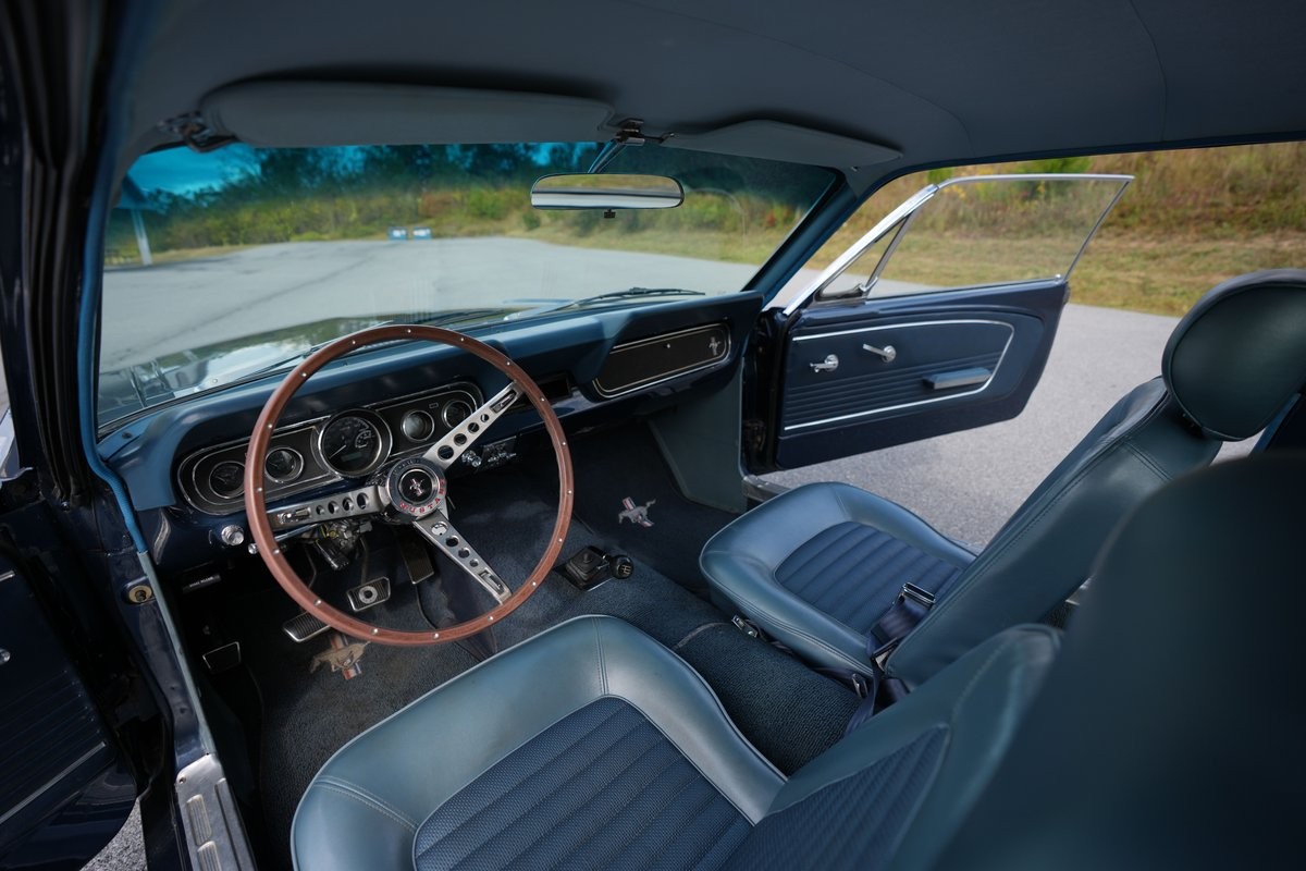 Ford-Mustang-1966-14