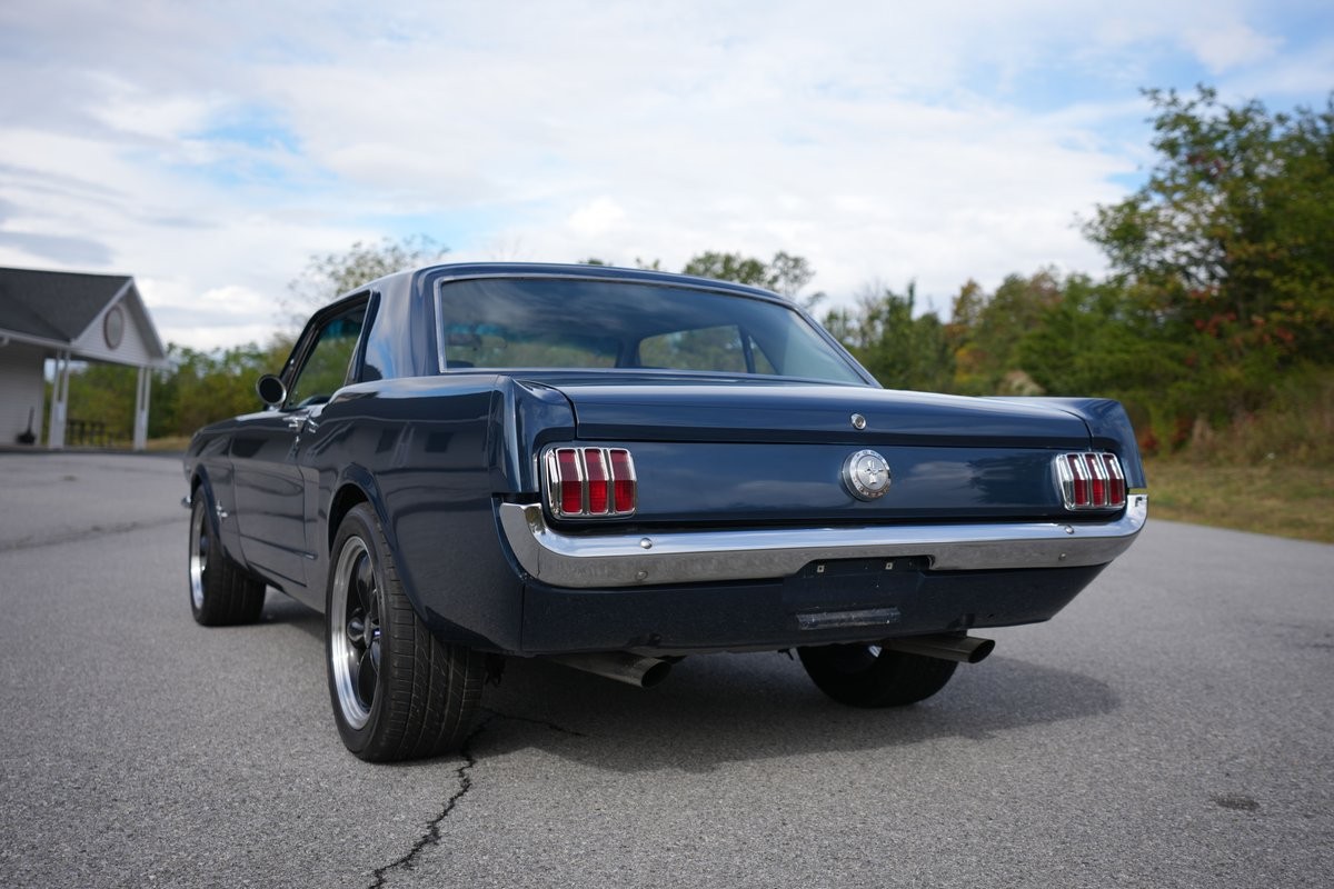 Ford-Mustang-1966-16