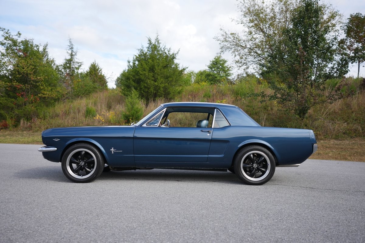 Ford-Mustang-1966-18