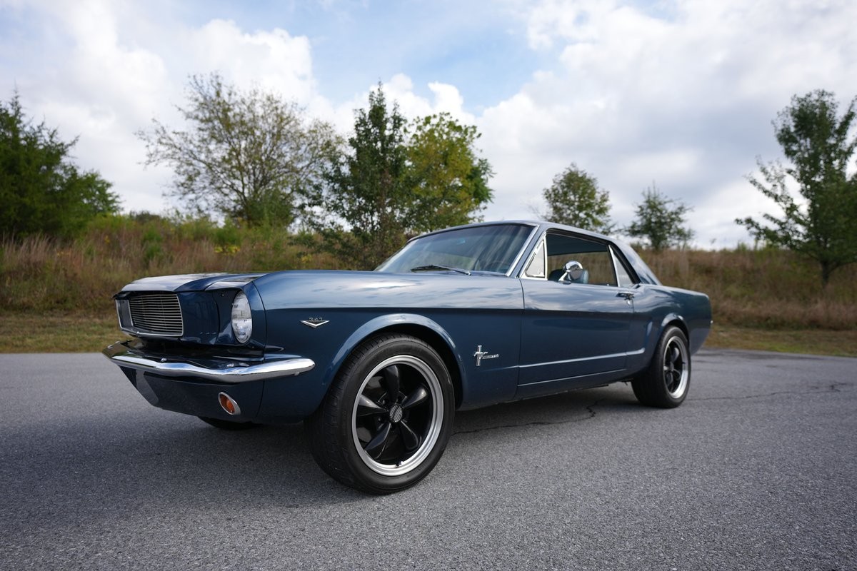 Ford-Mustang-1966-21