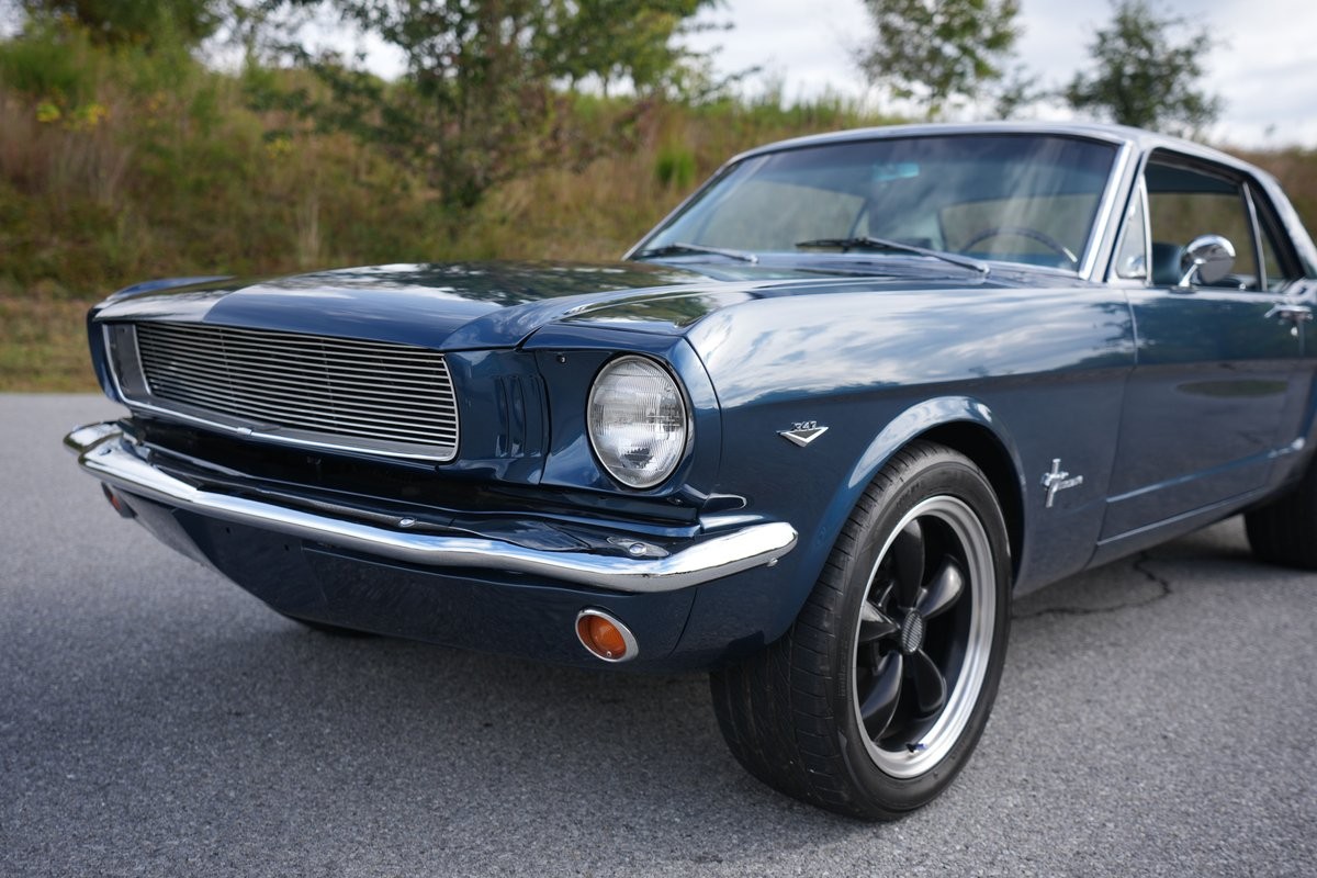 Ford-Mustang-1966-23