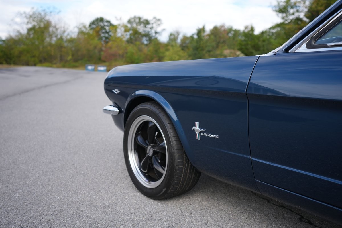 Ford-Mustang-1966-28