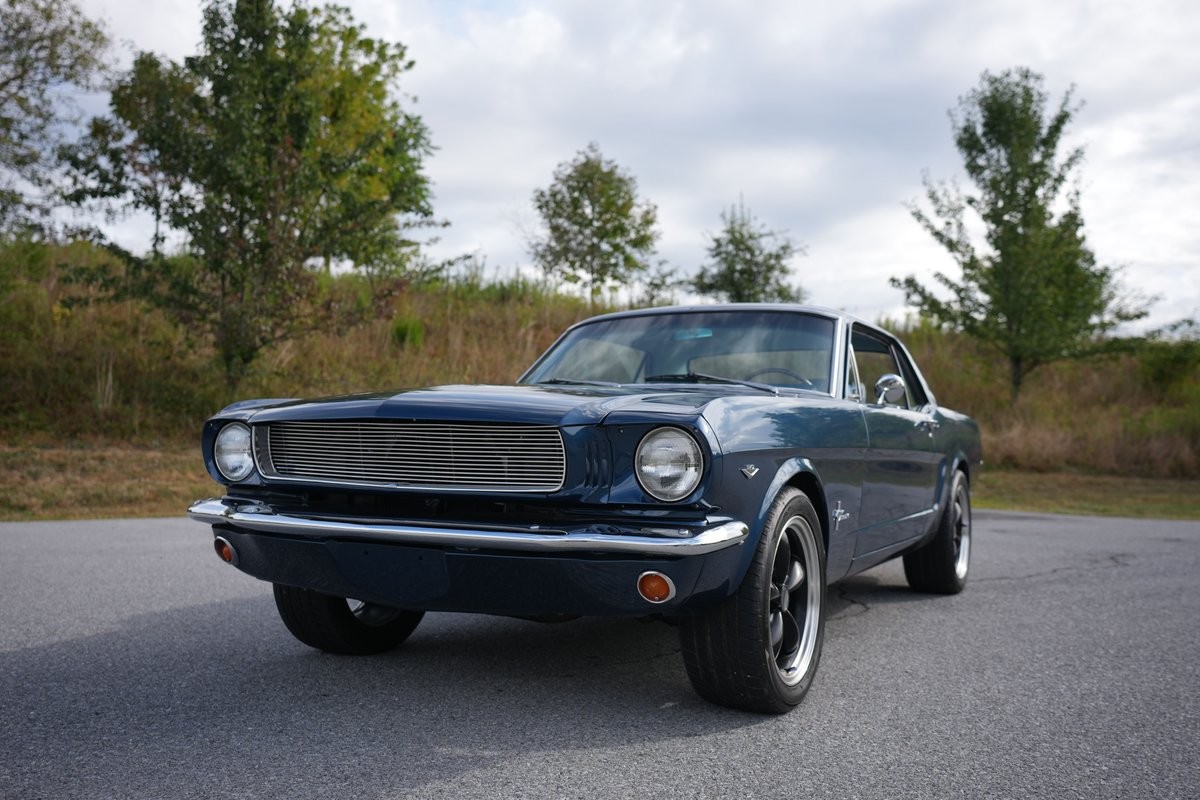 Ford-Mustang-1966-3
