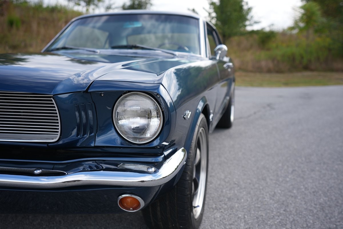 Ford-Mustang-1966-30