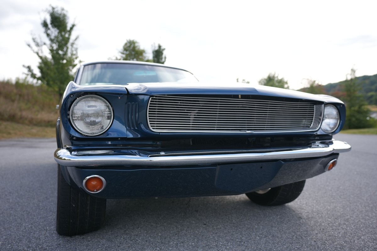 Ford-Mustang-1966-33