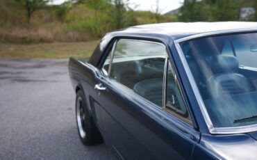 Ford-Mustang-1966-35