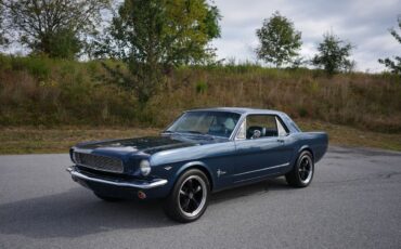 Ford-Mustang-1966