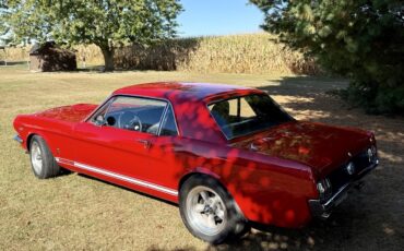 Ford-Mustang-1966-7
