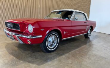 Ford-Mustang-1966-American-Muscle-Car-13