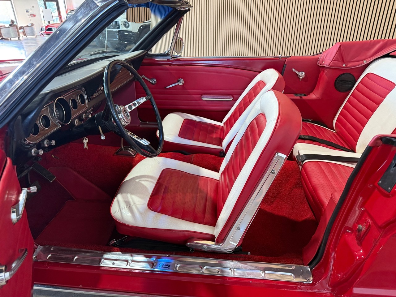 Ford-Mustang-1966-American-Muscle-Car-27