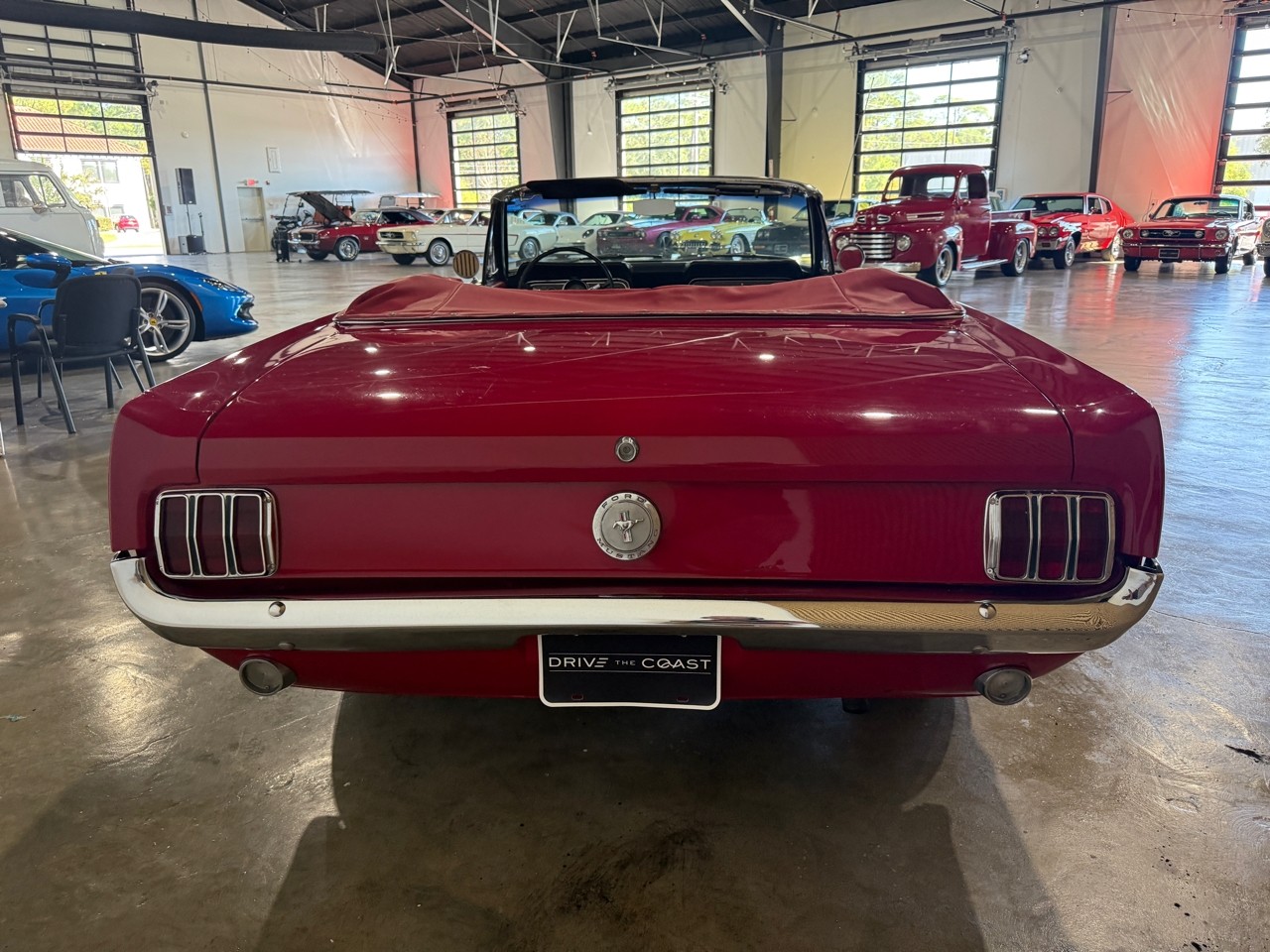 Ford-Mustang-1966-American-Muscle-Car-3