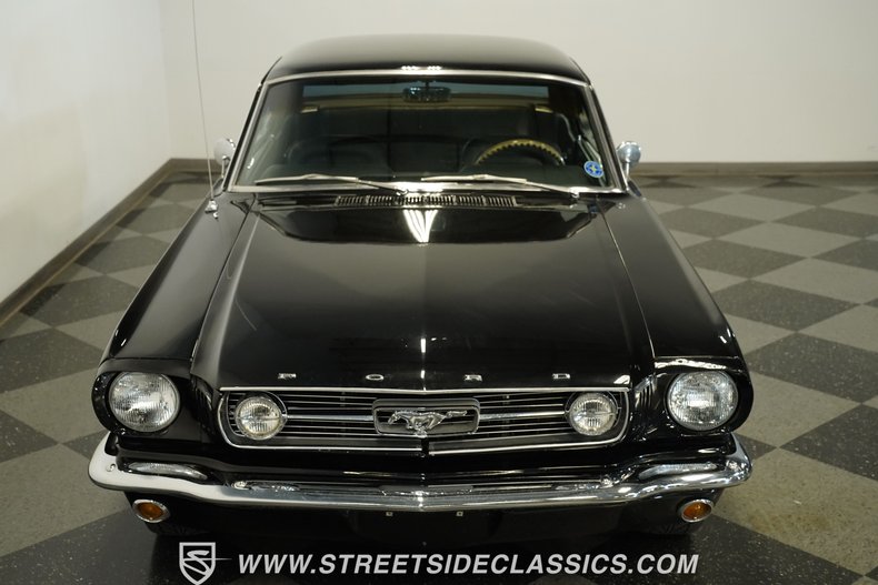 Ford-Mustang-1966-Black-Black-1