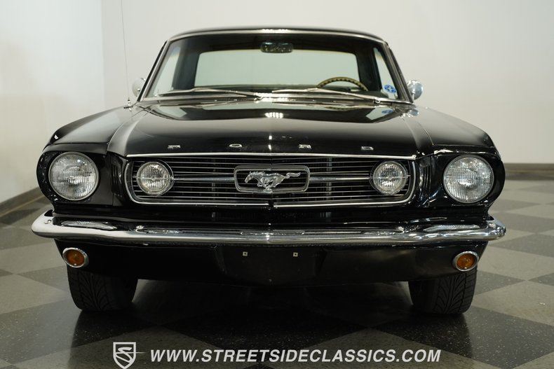 Ford-Mustang-1966-Black-Black-20