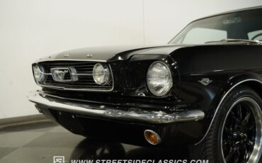 Ford-Mustang-1966-Black-Black-21