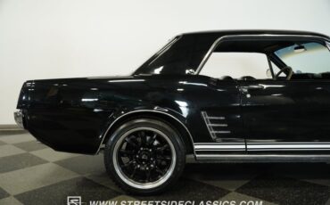 Ford-Mustang-1966-Black-Black-26