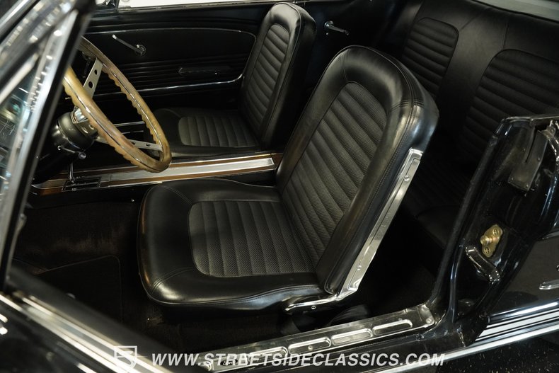 Ford-Mustang-1966-Black-Black-33