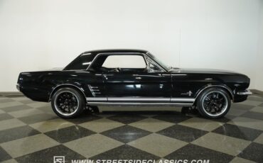 Ford-Mustang-1966-Black-Black-35
