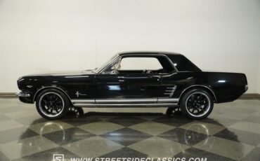 Ford-Mustang-1966-Black-Black