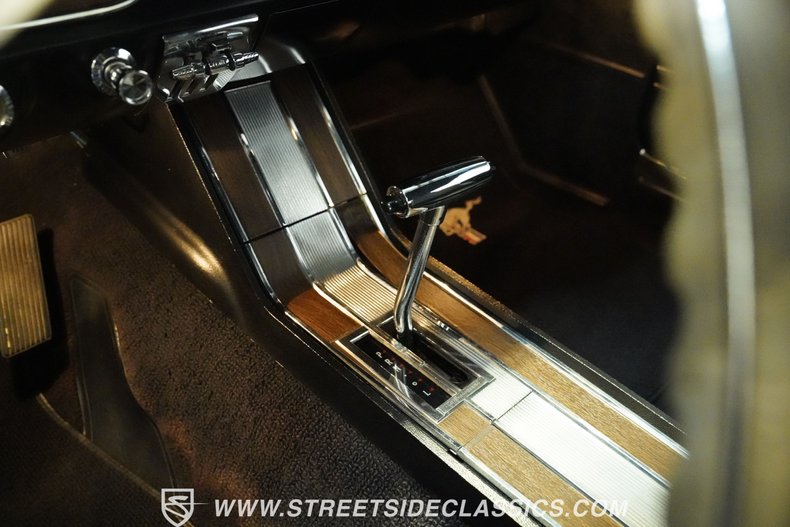 Ford-Mustang-1966-Black-Black-40