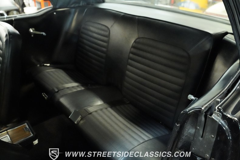 Ford-Mustang-1966-Black-Black-44