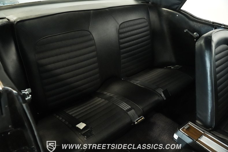 Ford-Mustang-1966-Black-Black-45