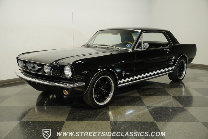 Ford-Mustang-1966-Black-Black-5