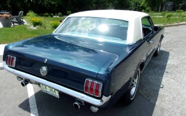 Ford-Mustang-1966-Blue-1