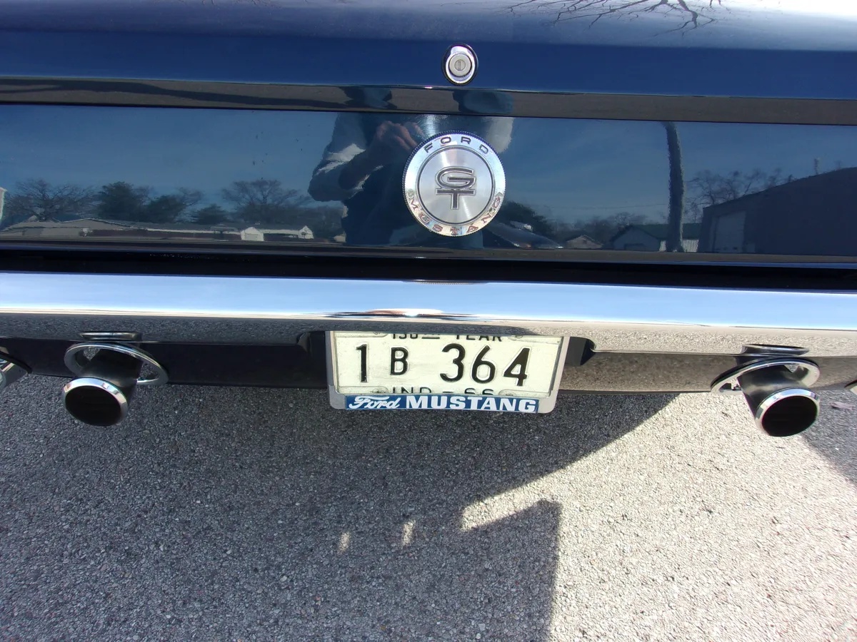 Ford-Mustang-1966-Blue-6