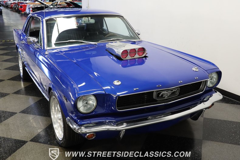 Ford-Mustang-1966-Blue-Black-21