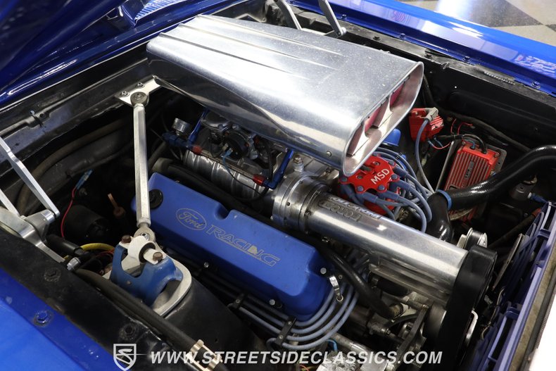 Ford-Mustang-1966-Blue-Black-38